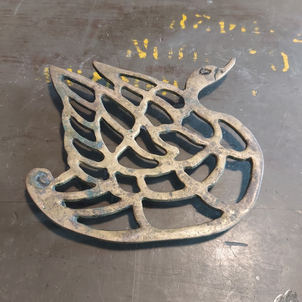 Vintage Brass Swan Trivet Footed Openwork Metal Hot Pad Kitchen Decor 6x6